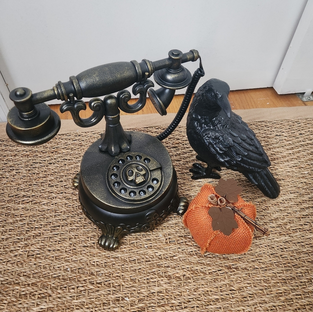 Vintage Style Black and Gold Talking Telephone Halloween Decor Bundle
